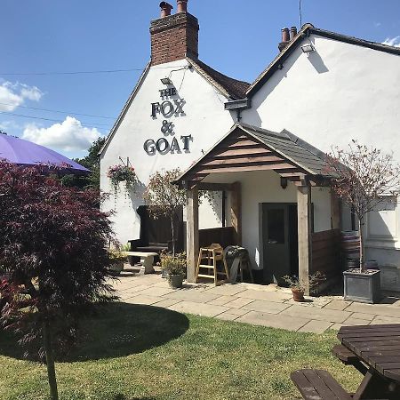 Fox And Goat Hotel Waterstock Exterior foto
